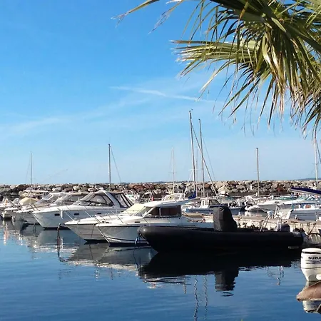 Cabine, Clim, Vue - 4 Pers. - Fr-1-226-570 * Roquebrune-sur Argens